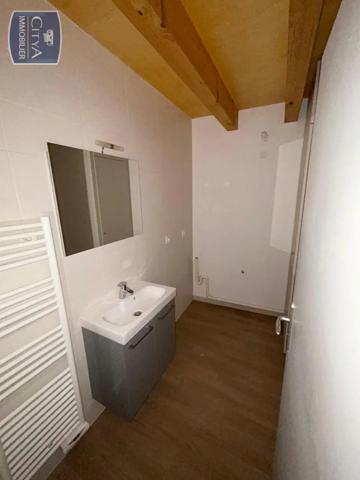 Appartement à louer 3 pièces 56.8m²