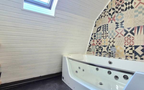 Maison à vendre    7 pièces • 190 m2 Combs-la-Ville