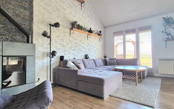 Maison à vendre    7 pièces • 190 m2 Combs-la-Ville