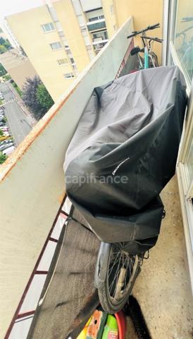 Appartement T2 de 49 m² avec un balcon et une cave à vendre - EPINAY SOUS SENART (91)