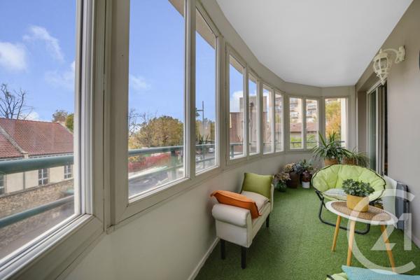 Appartement F4 à vendre  4 pièces - 94,76 m2 MONTROUGE - 92