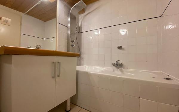 Appartement à louer    1 pièce •  Lyon 4