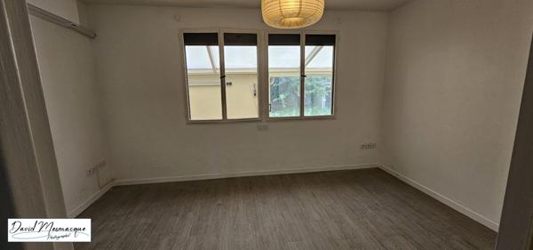 Morsang-sur-Orge (91390) Plain-pied 3 pièces avec dépendances, garage et jardin intimiste – SOUS OFFRE !