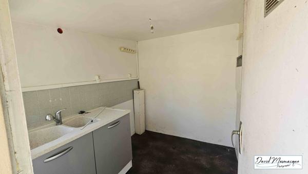 Morsang-sur-Orge (91390) Plain-pied 3 pièces avec dépendances, garage et jardin intimiste – SOUS OFFRE !