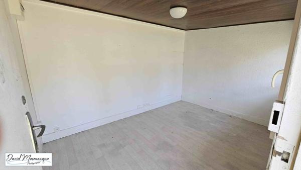 Morsang-sur-Orge (91390) Plain-pied 3 pièces avec dépendances, garage et jardin intimiste – SOUS OFFRE !