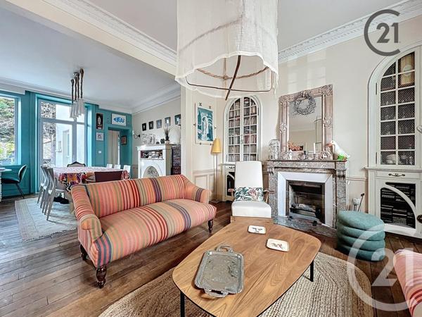 Maison à vendre  9 pièces - 227 m2 REIMS - 51