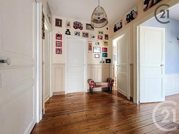 Maison à vendre  9 pièces - 227 m2 REIMS - 51