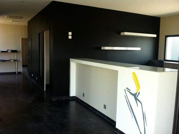 VENTE, ou LOCATION, Batiment d'activité 575 m² sur 4200 m2 avec visibilité - Pontchateau