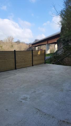 Fonds De Commerce
        
        - 50 m²