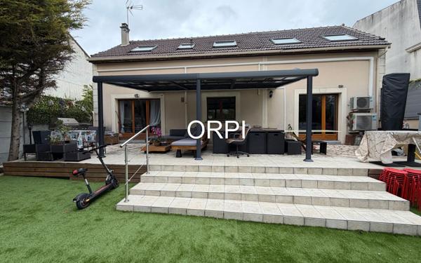 Maison à vendre    8 pièces • 162,89 m2 Vitry-sur-Seine