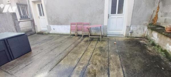 Maison de ville, rénovée sise à SAINT-MAMMES