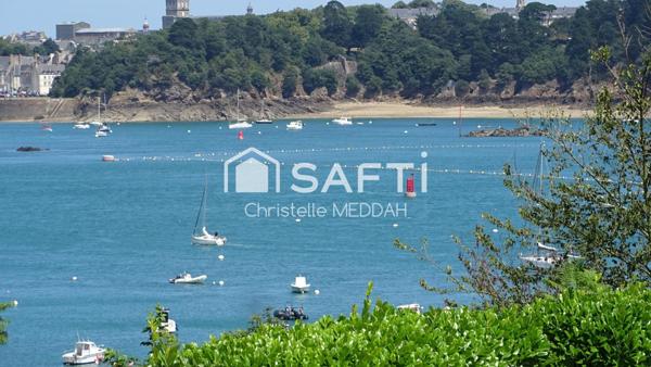 Maison en pierre mitoyenne