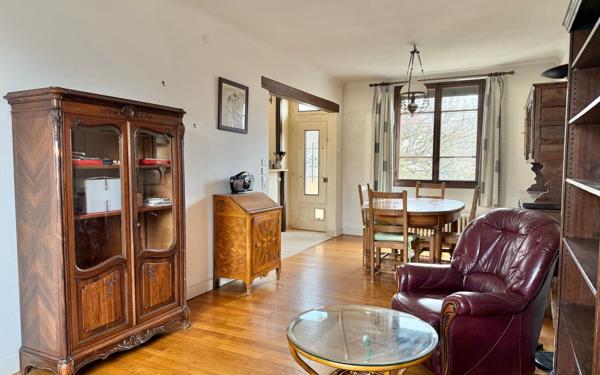 Maison à vendre    5 pièces • 107,45 m2 Morangis