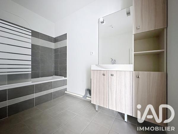 Location studio 36,8 m² Rambouillet