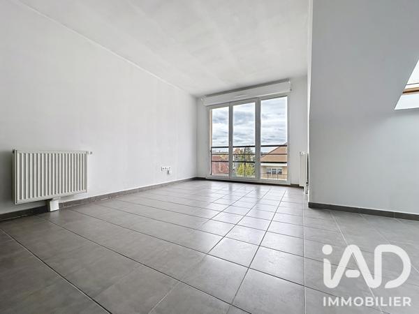 Location studio 36,8 m² Rambouillet