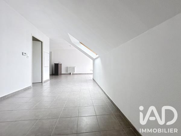 Location studio 36,8 m² Rambouillet
