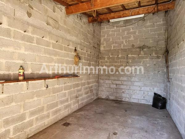 Vente                                                      Garage
                        
                                                            à Boulieu-Lès-Annonay