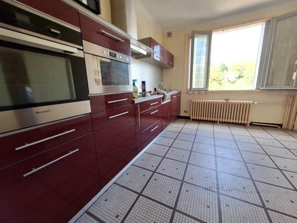 Maison à vendre 166 625 € Montluçon 6 p 135 m² DPE D