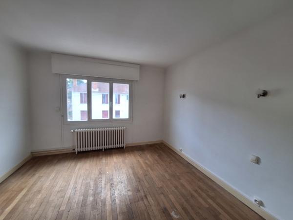Maison à vendre 166 625 € Montluçon 6 p 135 m² DPE D