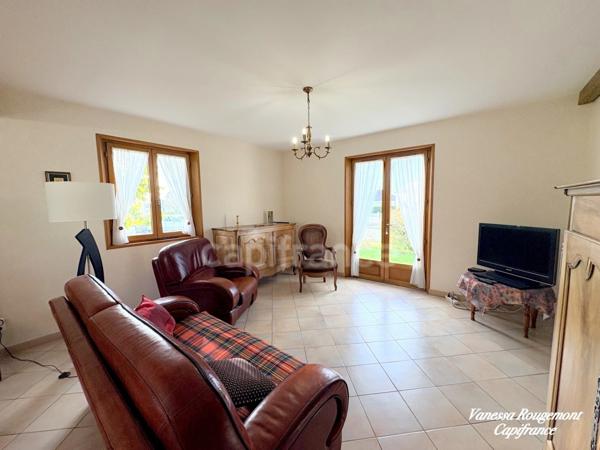 Pavillon familial Quartier Résidentiel calme à GEORGES SUR BAULCHE (89)