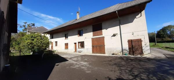 Corps de ferme à rénovée