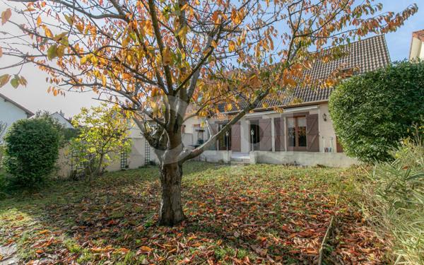Maison à vendre    5 pièces • 110 m2 Ormesson-sur-Marne