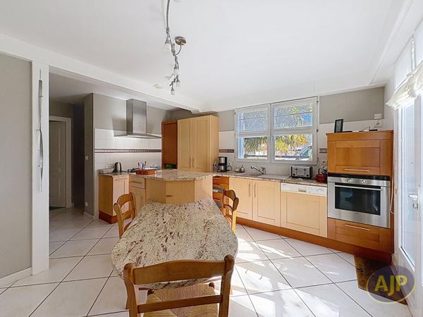 Vente maison Challans : 584 900 € - AJP Immobilier Challans