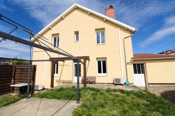 Maison 98 m² avec DPE C et terrain agréable