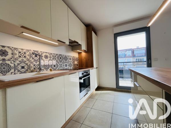 Location appartement 3 pièces 60 m² Saint-Cyr-l'École