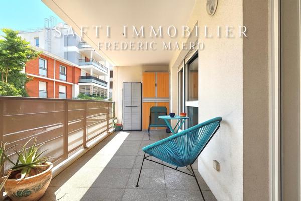 Idéalement situé dans une résidence récente