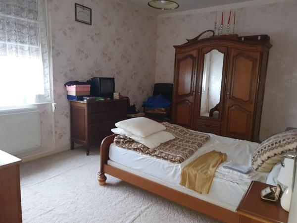 Duplex à vendre à La-Ferté-Bernard dans la Sarthe (72400), ref : 348   
CENTRE VILLE