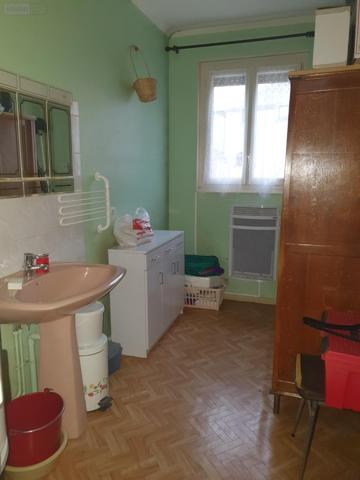 Duplex à vendre à La-Ferté-Bernard dans la Sarthe (72400), ref : 348   
CENTRE VILLE