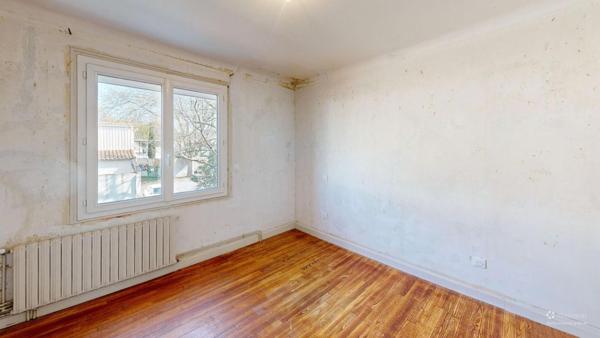 Maison à Carcassonne avec garage et jardin