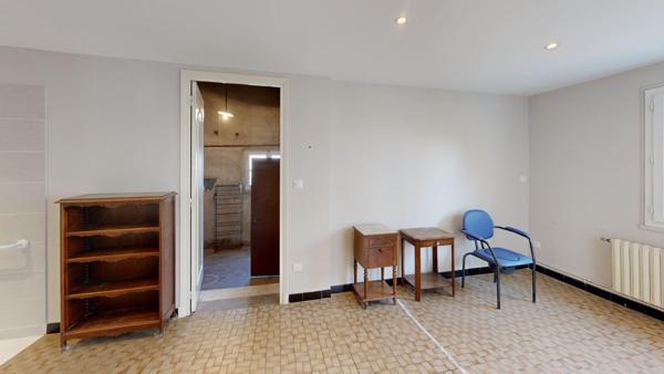 Maison à Carcassonne avec garage et jardin