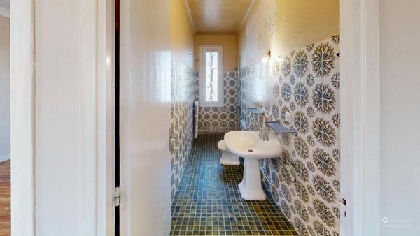 Maison à Carcassonne avec garage et jardin