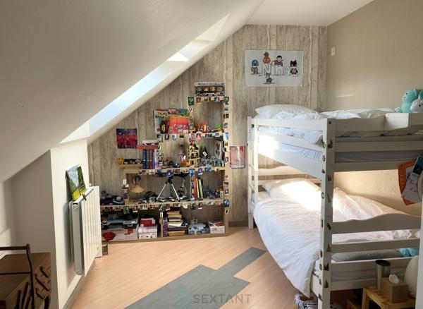 Maison familiale 124 m² – rénovée, jardin clos, proche centre