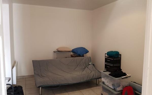 Immeuble à vendre    8 pièces •  Saint-Victor