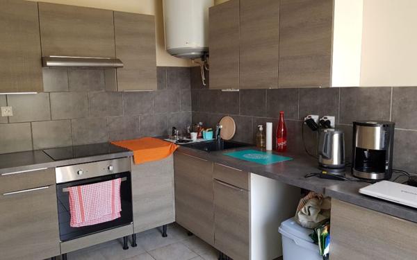 Immeuble à vendre    8 pièces •  Saint-Victor