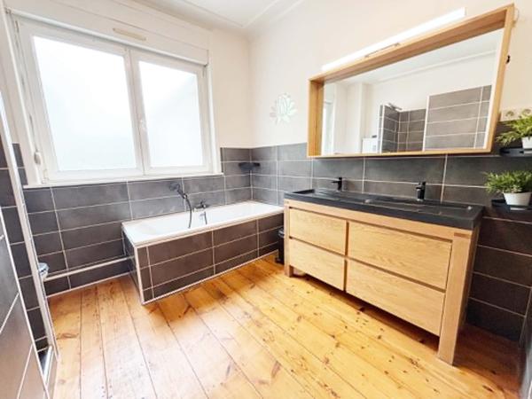 Maison bourgeoise 178 m² - 4 chambres + bureau