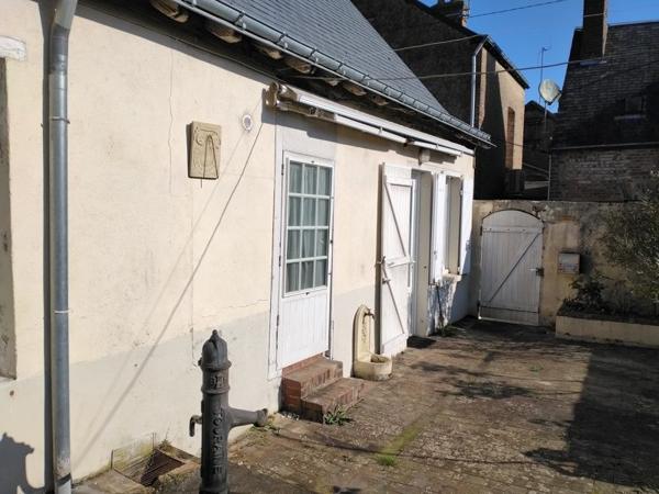 Maison à vendre |                                       Château-Renault |                                        3 pièces  |  70 m²