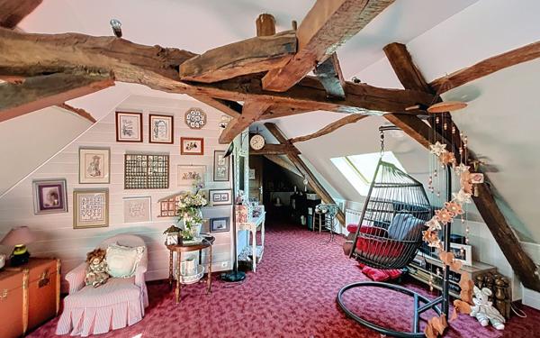 Maison à vendre    5 pièces • 156,96 m2 Brugheas