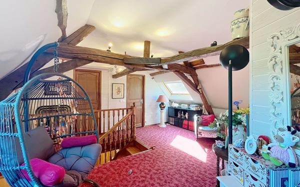 Maison à vendre    5 pièces • 156,96 m2 Brugheas