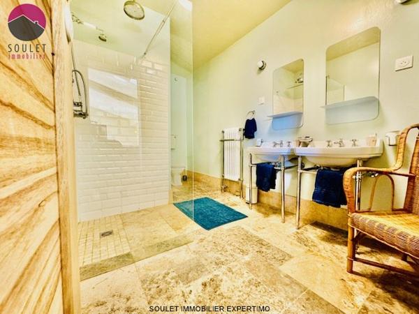 Le Thor (84250) Magnifique Maison de Maître des années 20