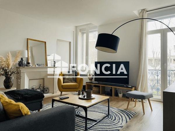 Location Appartement 3 pièces 62.8 m² - 38 BLD FREDERIC MISTRAL Narbonne 11100