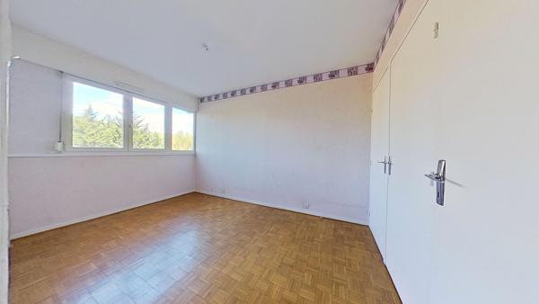 Appartement
         2 pièces
        - 52 m² Exclusivité 155 000 € *