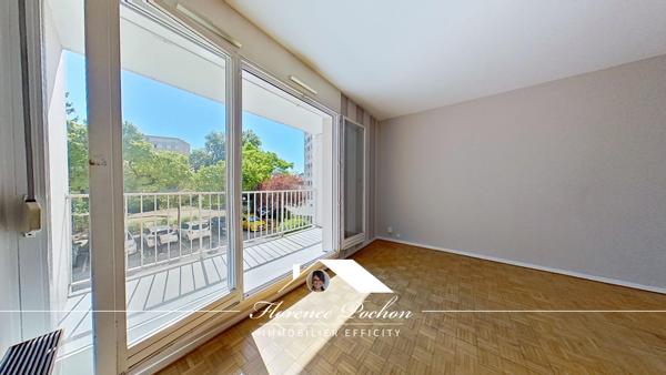 Appartement
         2 pièces
        - 52 m² Exclusivité 155 000 € *