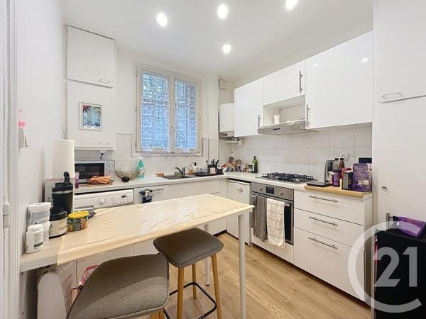 Appartement F1 à vendre  1 pièce - 24 m2 LE KREMLIN BICETRE - 94