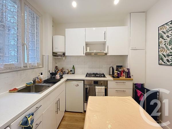 Appartement F1 à vendre  1 pièce - 24 m2 LE KREMLIN BICETRE - 94