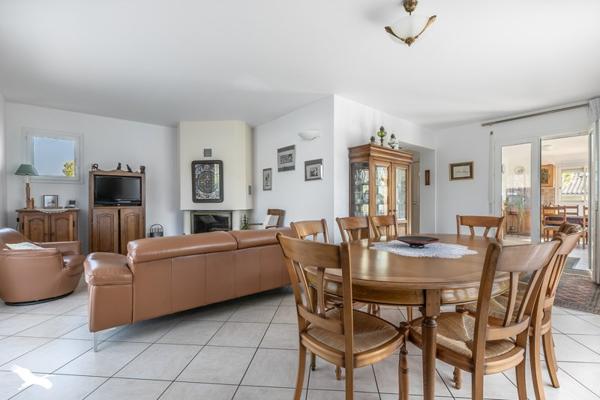 Maison à vendre |  Audenge |  5 pièces | 178 m²