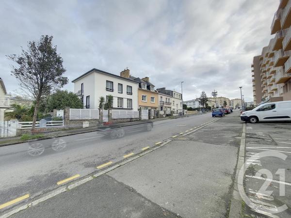 Parking à vendre  10 m2 BREST - 29